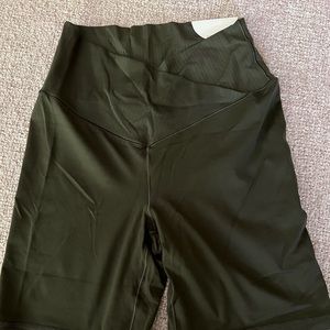 Aerie offline green biker shorts with tags size L